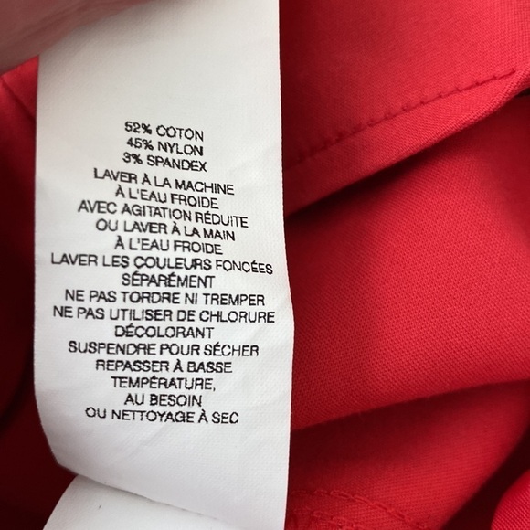 Joe Fresh pants. slightly flared. Great color. Size 2
C - Picture 11 of 12